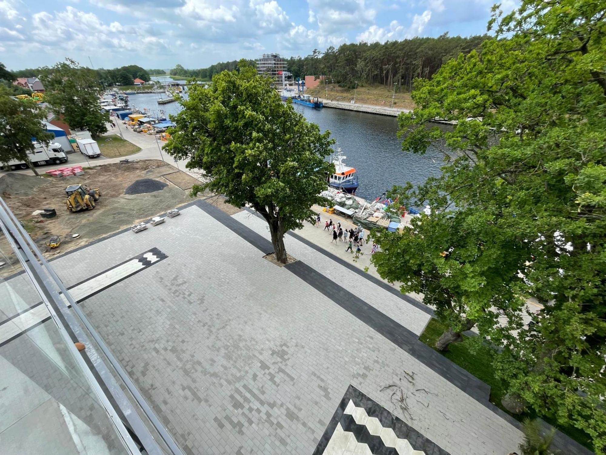 Portowy Boulevard Mrzeżyno Buitenkant foto